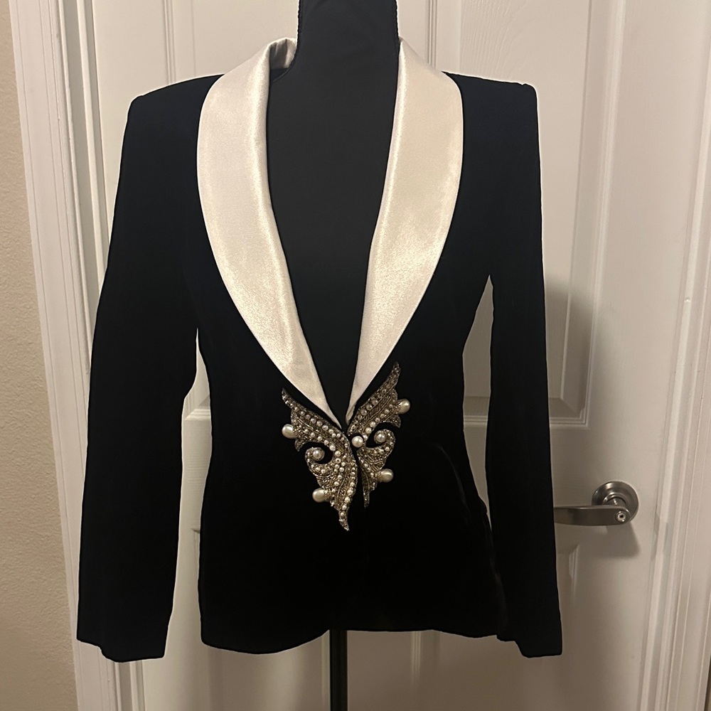 Elegant Black velvet feel and White Women's Jacket with Embellished Detail sz 10